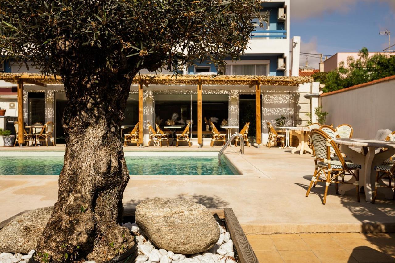 Hotel Les Sables - Urban Style - By Logis Hotels Canet-en-Roussillon Exterior photo